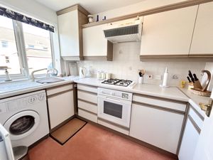 Photo 8- click for photo gallery